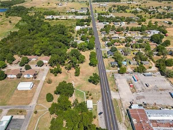 2.7 Acres of Land for Sale in Marietta, Oklahoma