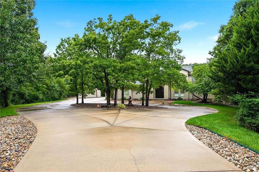 5.43 Acres of Land with Home for Sale in Shawnee, Kansas