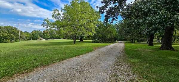 4.3 Acres of Land with Home for Sale in Ottawa, Kansas