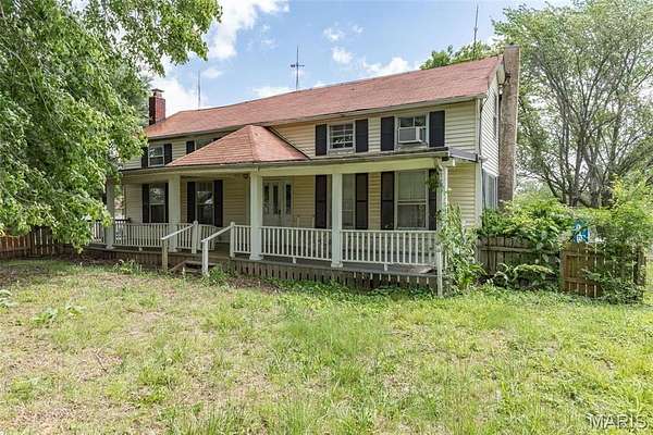 3.17 Acres of Land with Home for Sale in St. Louis, Missouri