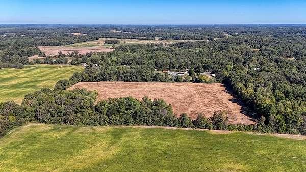 22.3 Acres of Land for Sale in McKenzie, Tennessee