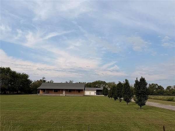 3.5 Acres of Land with Home for Sale in Girard, Kansas