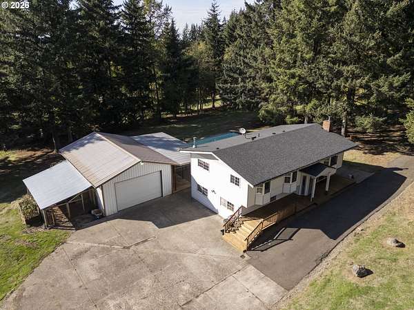 2.5 Acres of Land with Home for Sale in Hockinson, Washington