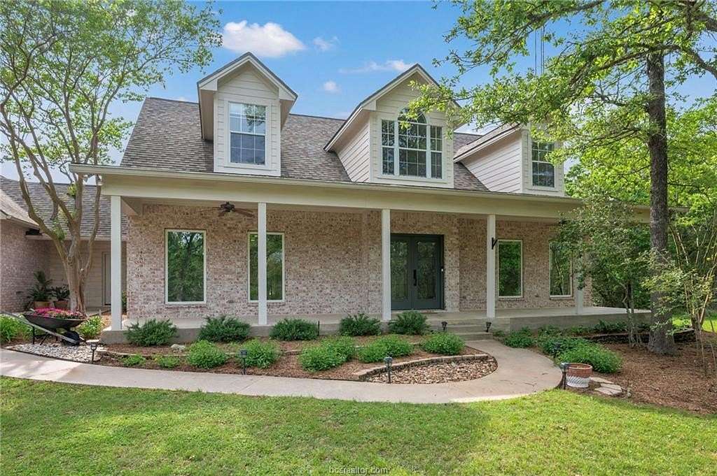 5.1 Acres of Land with Home for Sale in College Station, Texas