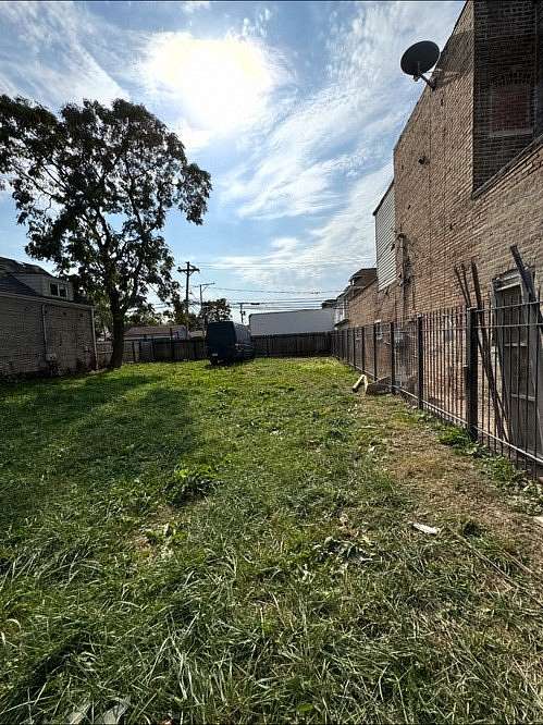 0.14 Acres of Land for Lease in Chicago, Illinois