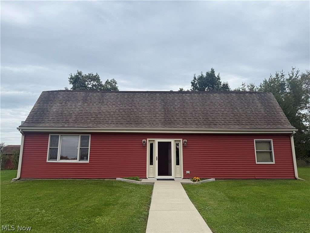 4.9 Acres of Land with Home for Sale in Magnolia, Ohio