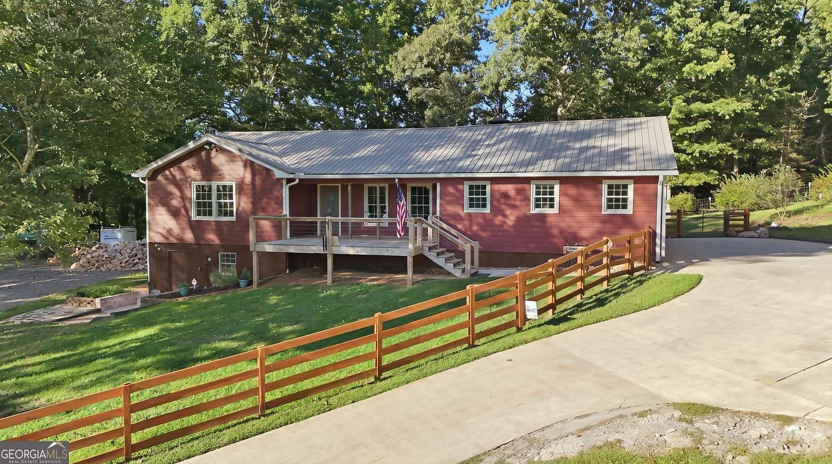 27.4 Acres of Land with Home for Sale in Cleveland, Georgia