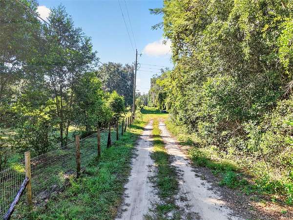 17.3 Acres of Land for Sale in Gainesville, Florida