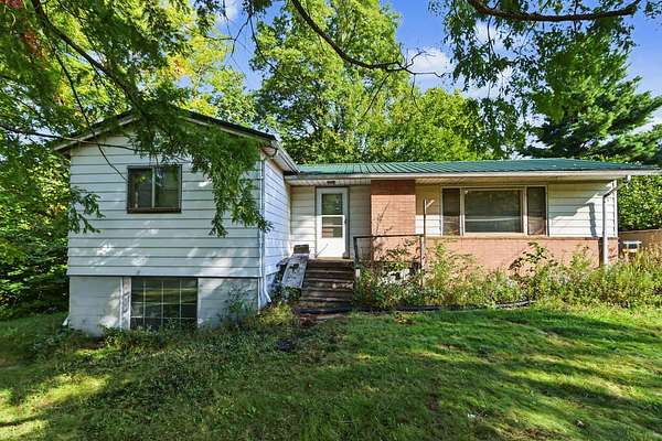 3.83 Acres of Land with Home for Sale in Medina, Ohio