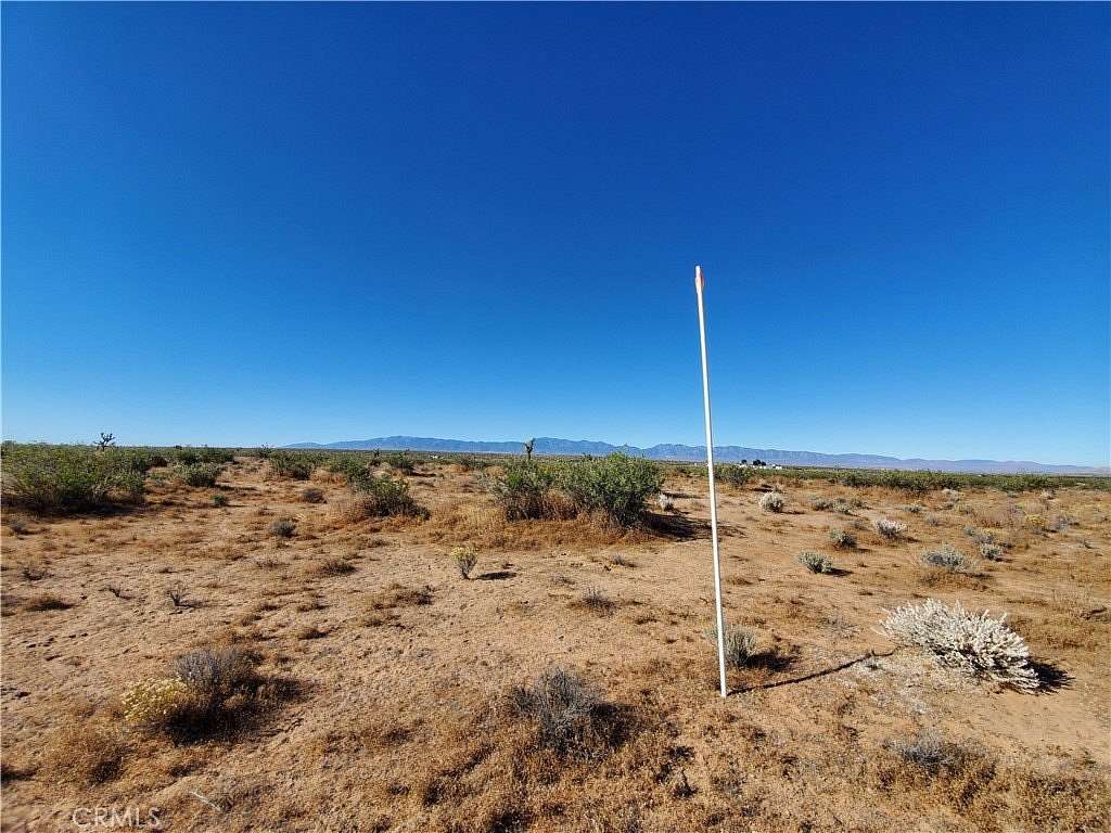2.52 Acres of Residential Land for Sale in Lake Los Angeles, California