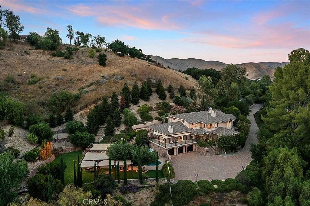 2.5 Acres of Land with Home for Sale in Agoura Hills, California
