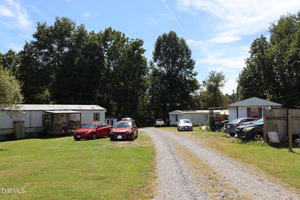 4 Acres of Land with Home for Sale in Coeburn, Virginia