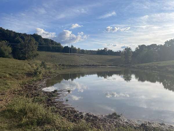 94.4 Acres of Land for Sale in Quebeck, Tennessee