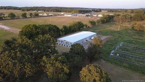 16 Acres of Commercial Land for Sale in Hulbert, Oklahoma