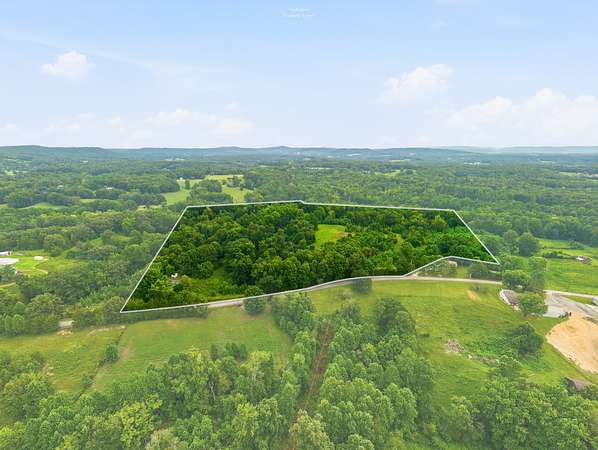 30 Acres of Recreational Land with Home for Sale in Livingston, Tennessee