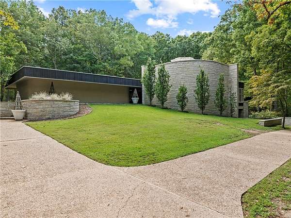 11.3 Acres of Land with Home for Sale in Harrison, Arkansas