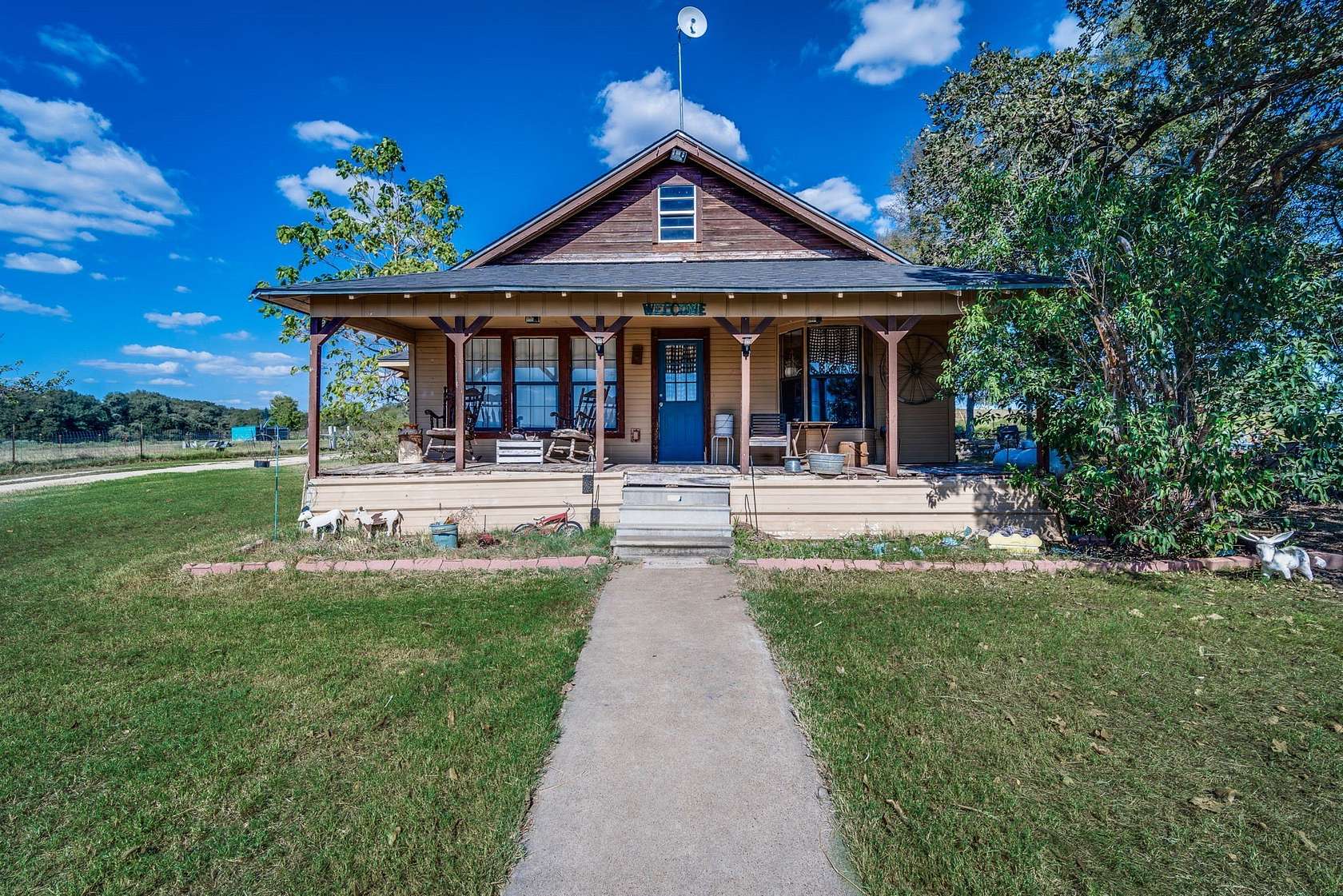 2.1 Acres of Land with Home for Sale in Hillsboro, Texas