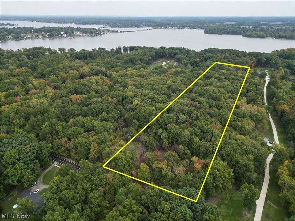 10.3 Acres of Land for Sale in Lake Milton, Ohio