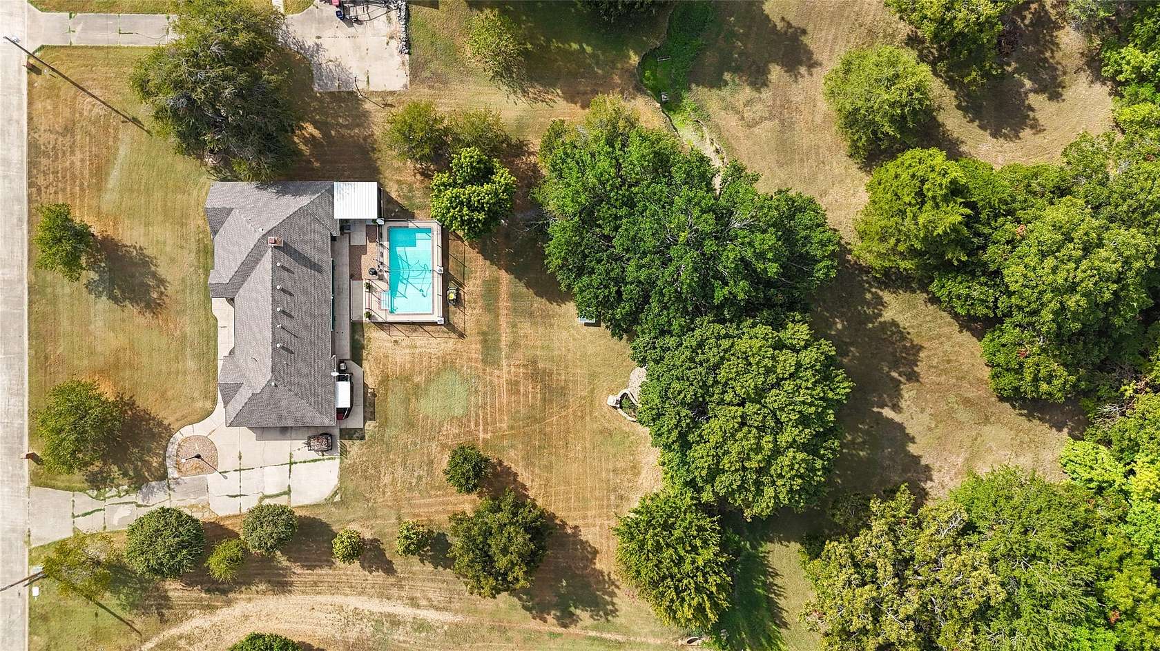 1.65 Acres of Land with Home for Sale in Farmersville, Texas