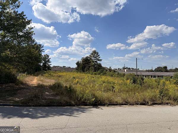 0.93 Acres of Commercial Land for Sale in Warner Robins, Georgia