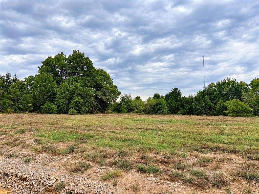 1.79 Acres of Land with Home for Sale in Chandler, Oklahoma