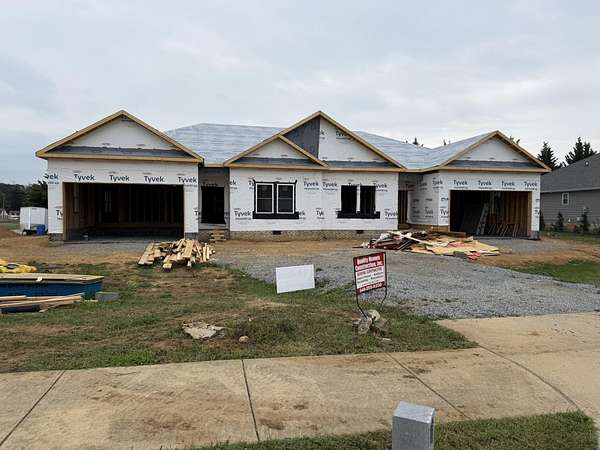 22 Acres of Recreational Land with Home for Sale in Stuarts Draft, Virginia