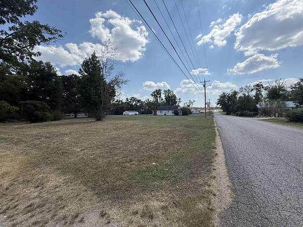 0.52 Acres of Residential Land for Sale in Savannah, Tennessee