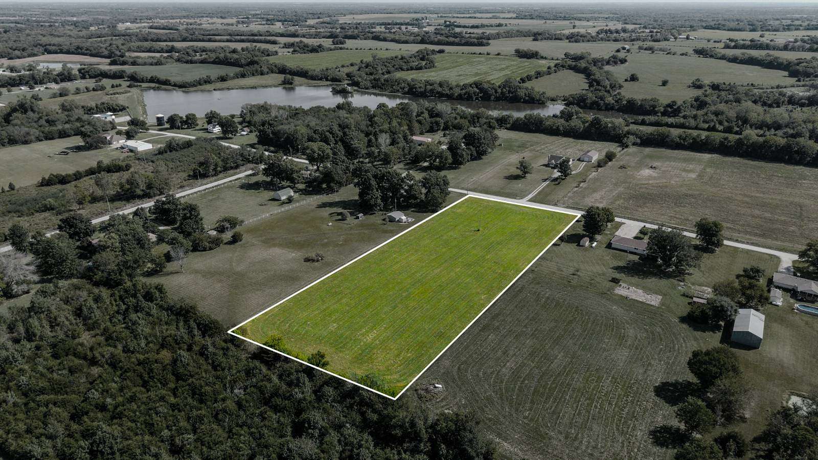 3.7 Acres of Residential Land for Sale in Garden City, Missouri