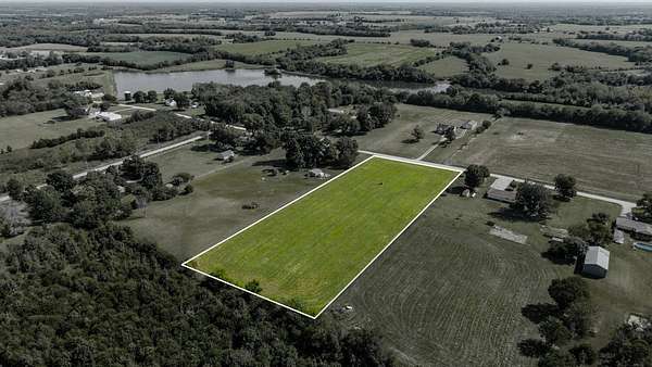 3.7 Acres of Residential Land for Sale in Garden City, Missouri