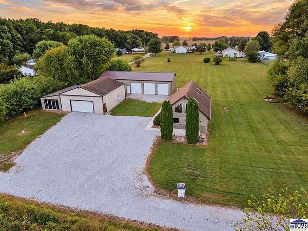 3.14 Acres of Land with Home for Sale in Terre Haute, Indiana
