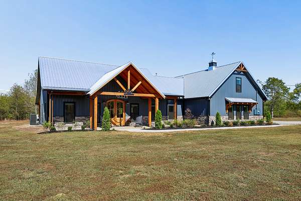 5.64 Acres of Land with Home for Sale in Chapel Hill, Tennessee