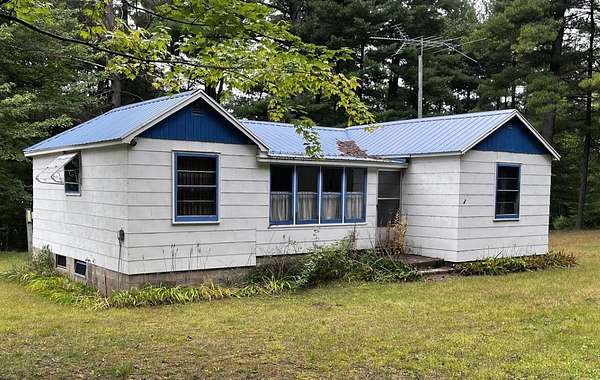 45.8 Acres of Land with Home for Auction in Stacy, Minnesota