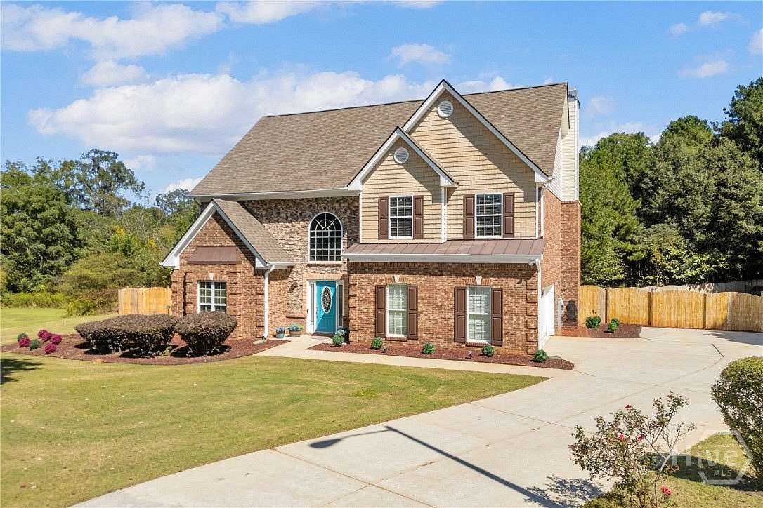 1.79 Acres of Land with Home for Sale in Bogart, Georgia