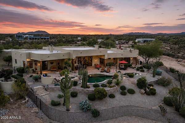 11.1 Acres of Land with Home for Sale in Scottsdale, Arizona