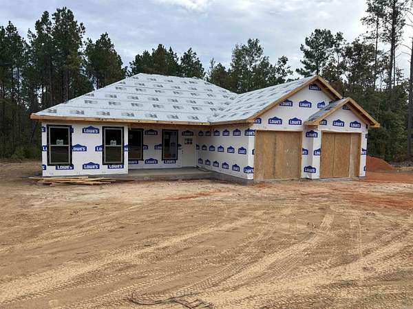 2.23 Acres of Land with Home for Sale in Sheridan, Arkansas