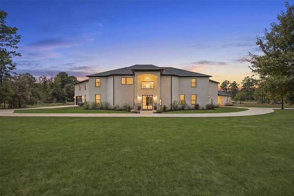 10 Acres of Land with Home for Sale in Longview, Texas
