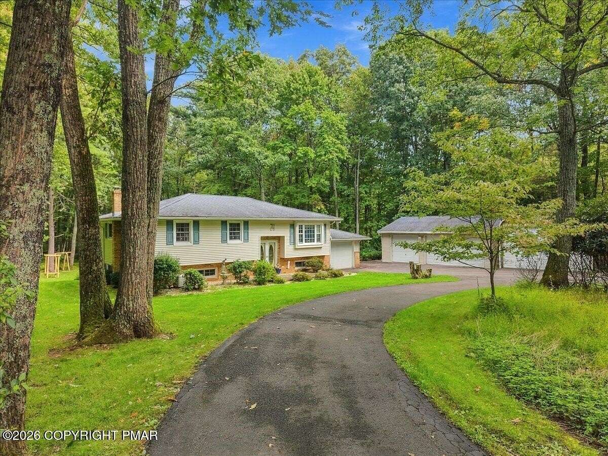 1.57 Acres of Land with Home for Sale in Effort, Pennsylvania