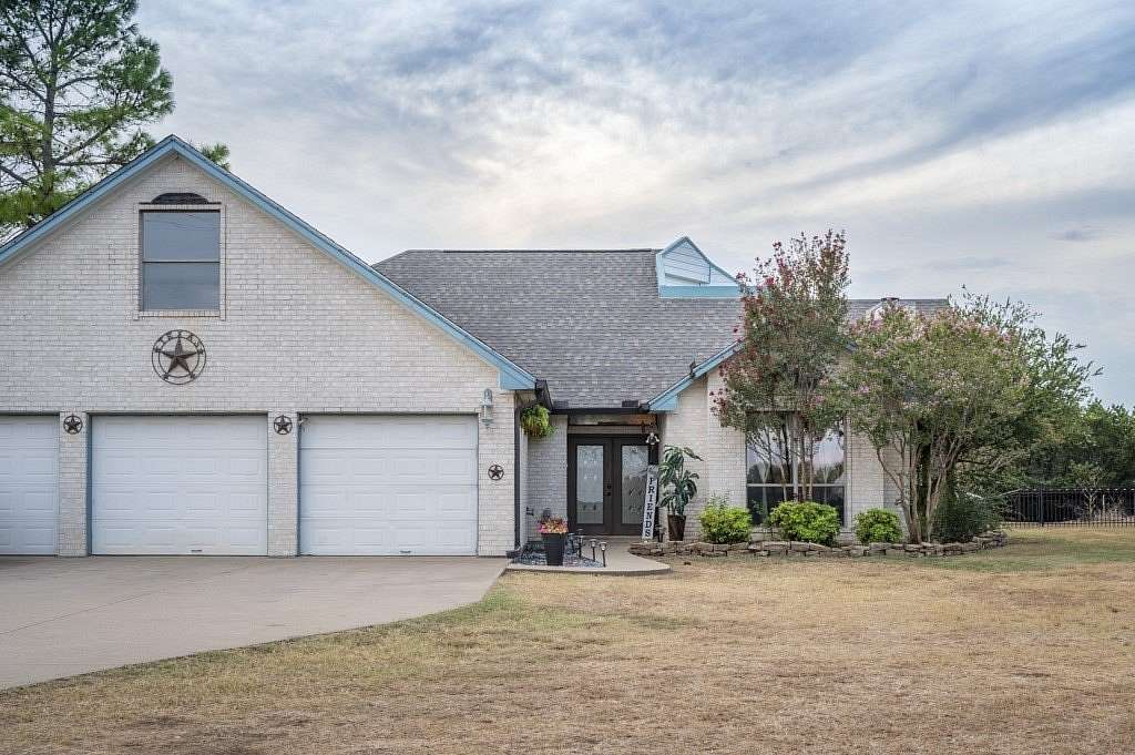 2 Acres of Land with Home for Sale in Rio Vista, Texas