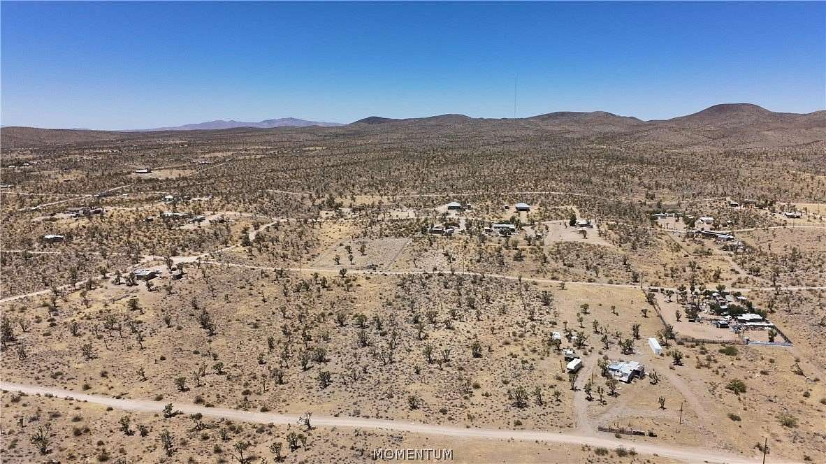 1 Acre of Residential Land for Sale in Dolan Springs, Arizona