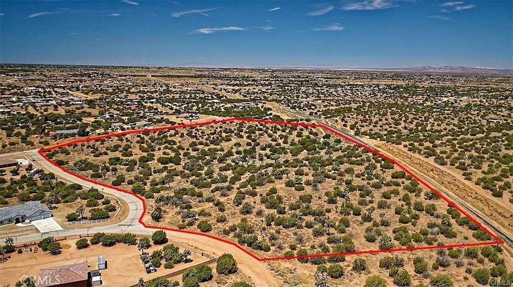 23.6 Acres of Land for Sale in Oak Hills, California
