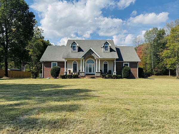 2.5 Acres of Land with Home for Sale in Lafayette, Tennessee