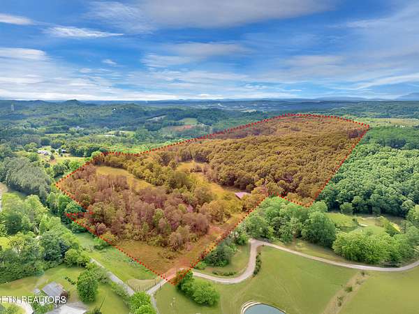 47.8 Acres of Land for Sale in Friendsville, Tennessee