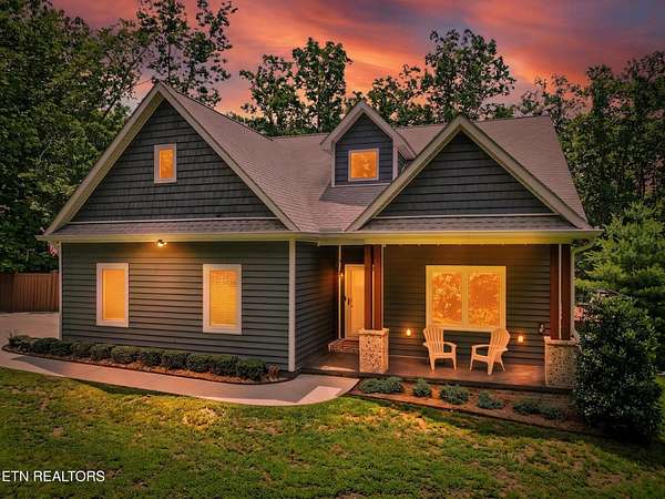 5.43 Acres of Land with Home for Sale in Rockford, Tennessee