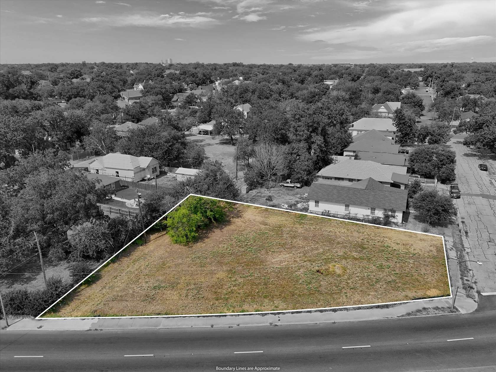 0.3 Acres of Commercial Land for Sale in Waco, Texas