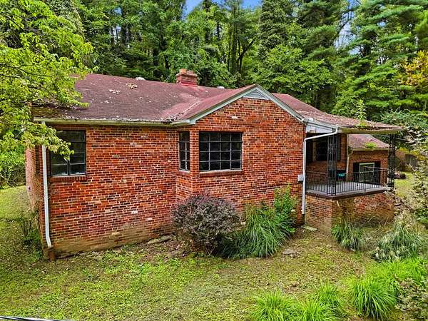 3.7 Acres of Land with Home for Sale in Huntington, West Virginia
