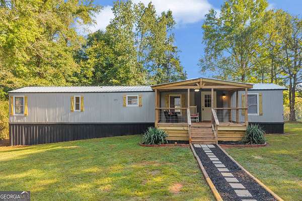 2.9 Acres of Land with Home for Sale in Martin, Georgia
