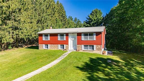 25.2 Acres of Recreational Land with Home for Sale in Canandaigua, New York