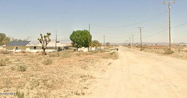 9.67 Acres of Land for Sale in Lancaster, California