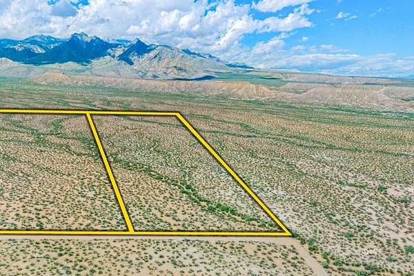 12.3 Acres of Recreational & Residential Land for Sale in Safford, Arizona