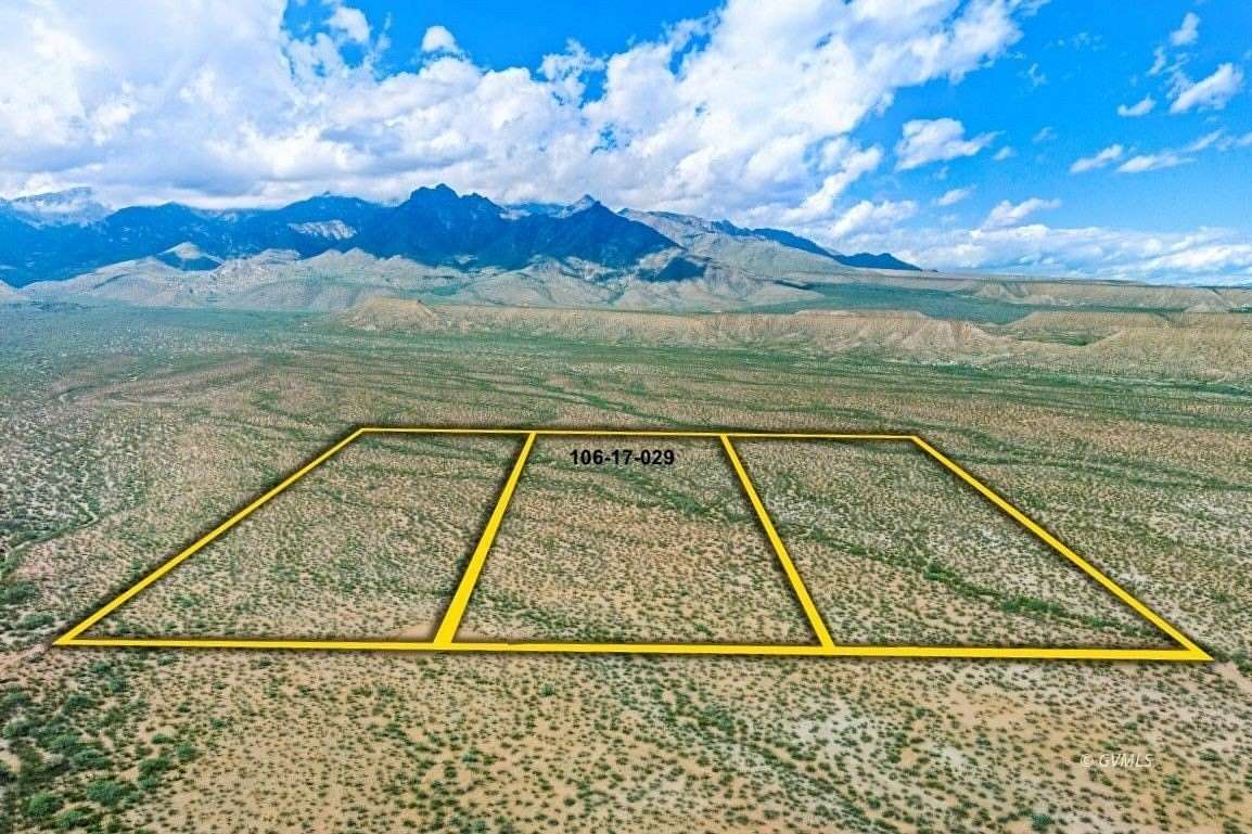 12.4 Acres of Recreational Land for Sale in Safford, Arizona